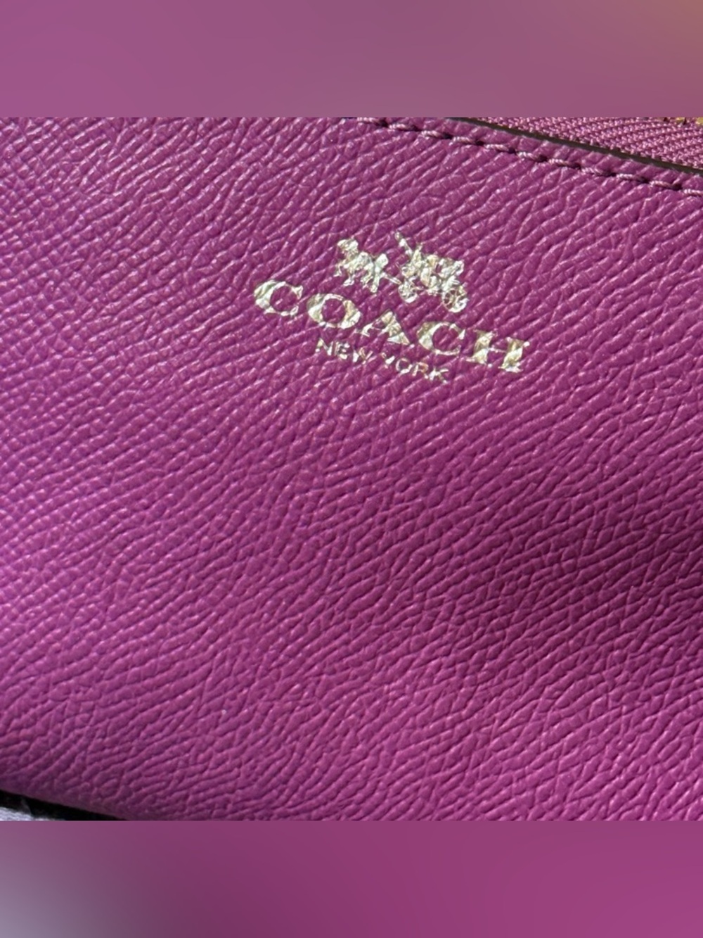 Coach Magenta Crossgrain Leather Cosmetic Pouch, Like New! 💜🩷 - Picture 9 of 14
